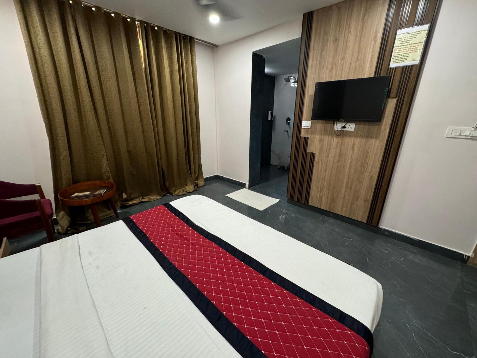 Namay Inn By T And M Hotels Haridvár Kültér fotó